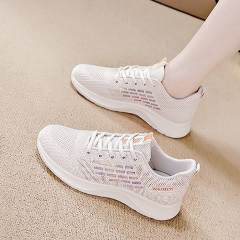Breathable Mesh Athletic Shoes - أحذية رياضية نسائية خفيفة الوزن بيضاء