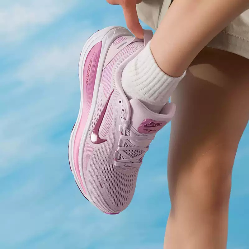 أحذية نايك النسائية الأصلية، خ - مراجعة Lightweight Road Running Shoes وسعره