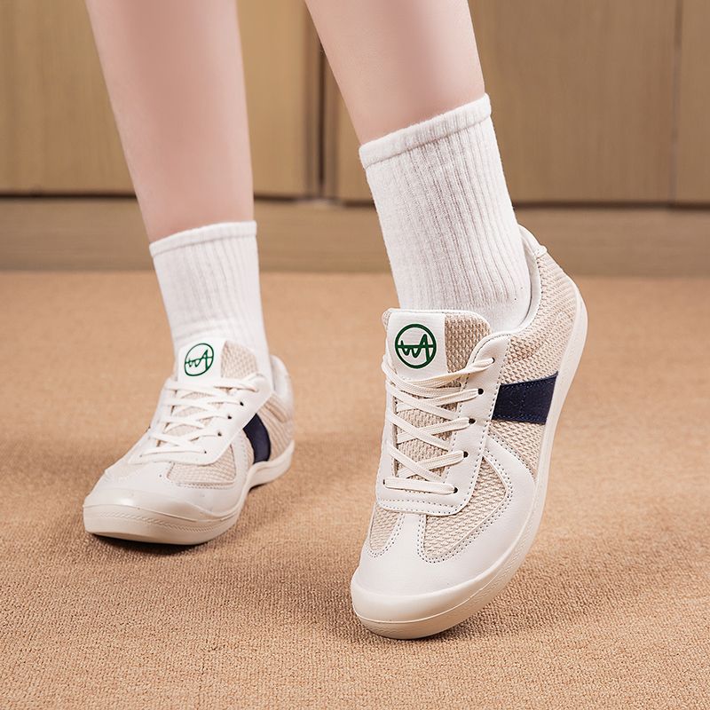أحذية رياضية نسائية فاخرة كاجو - مراجعة Running Shoes وسعره