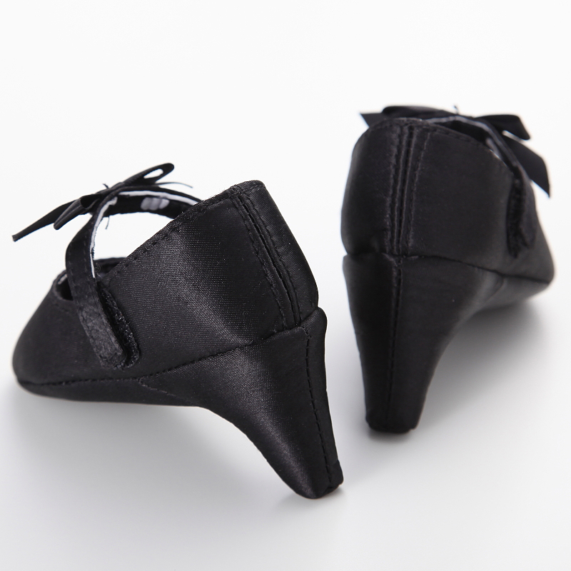 كعب عالي لحديثي الولادة مع قوس - مراجعة Heels وسعره