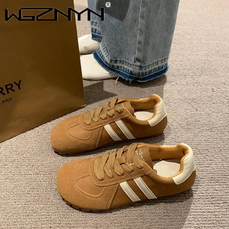 أحذية رياضية خفيفة الوزن ذات ن - مراجعة Sneakers وسعره