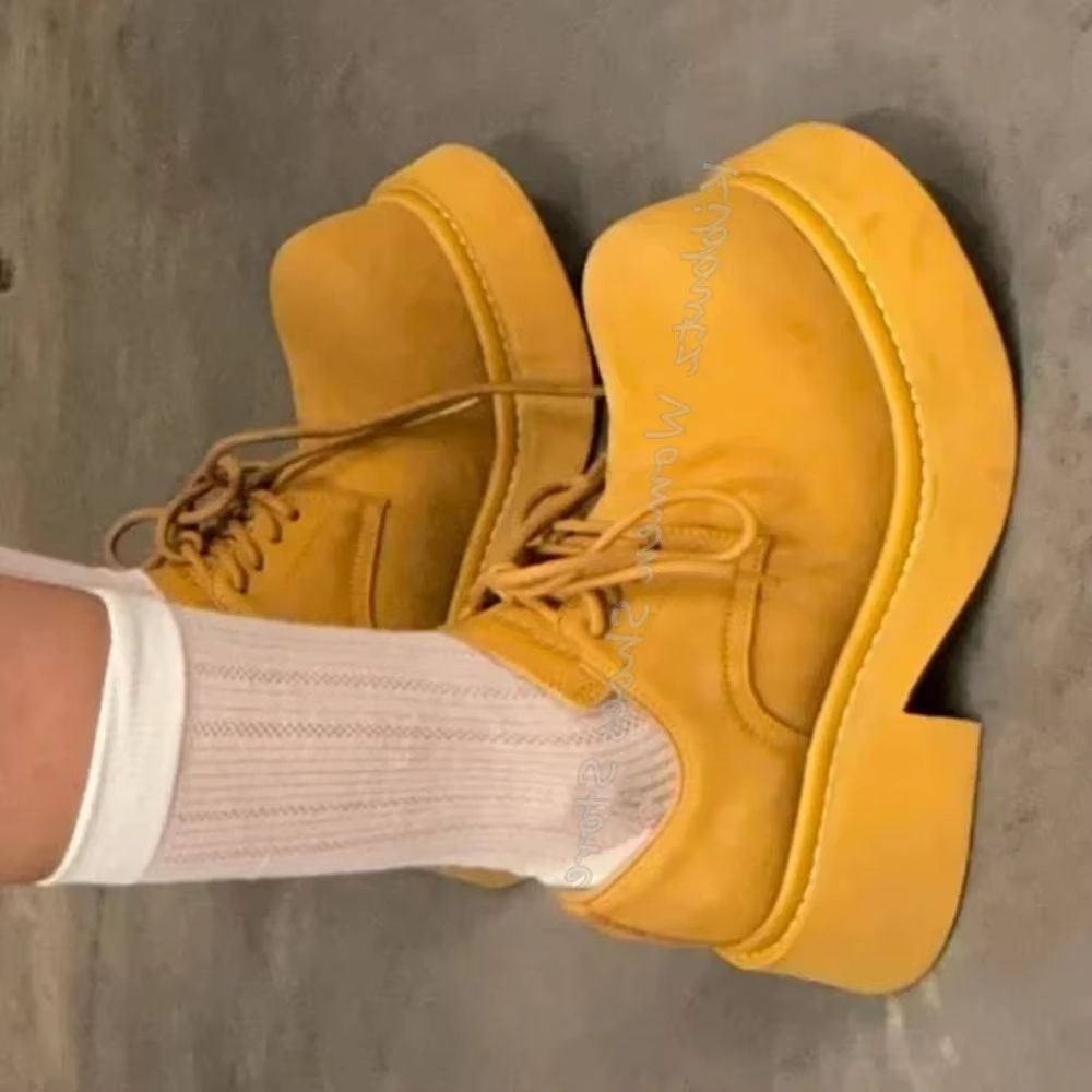 أحذية نسائية ورجالية جديدة بتص - مراجعة Boots وسعره